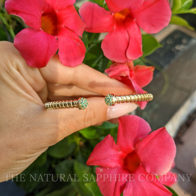 0.22 Ct.Tw. Emerald Bangle Bracelet, 14K Yellow Gold