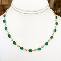 9.35 Ct. Emerald 14K Yellow Gold necklace