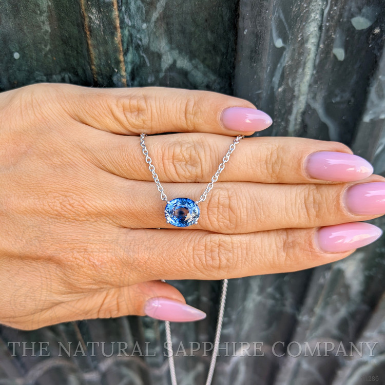 5.07 Ct. Bi Color Sapphire Solitaire Necklace, Platinum 950