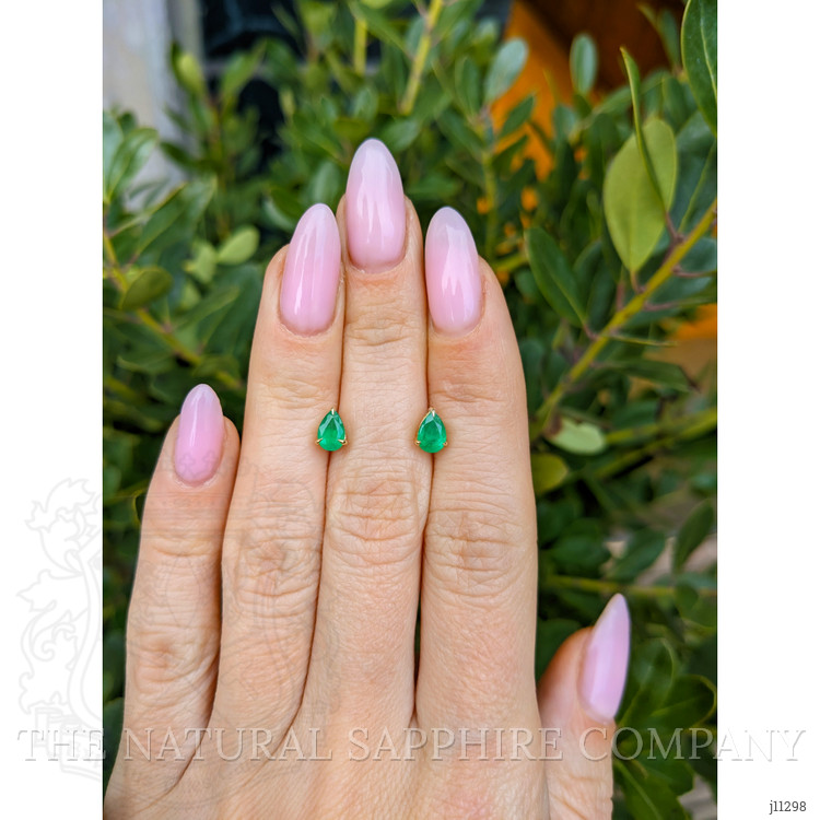 0.78 Ct.Tw. Emerald Studs Earrings, 14K Yellow Gold