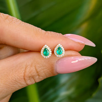 0.27&nbsp;Ct.Tw.Total Carat Weight Emerald and Natural Diamond Studs Earrings, 14K Yellow Gold Life Style