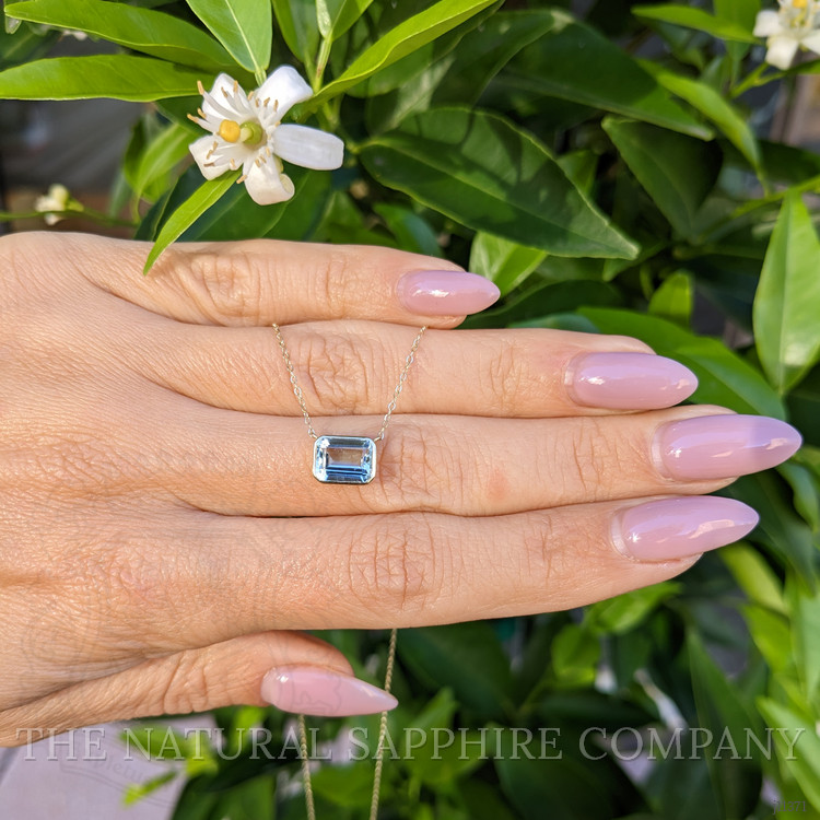 1.43 Ct. Aquamarine Bezel Necklace, 14K Yellow Gold