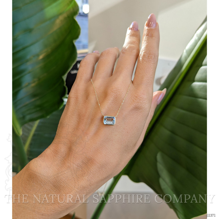 1.43 Ct. Aquamarine Bezel Necklace, 14K Yellow Gold
