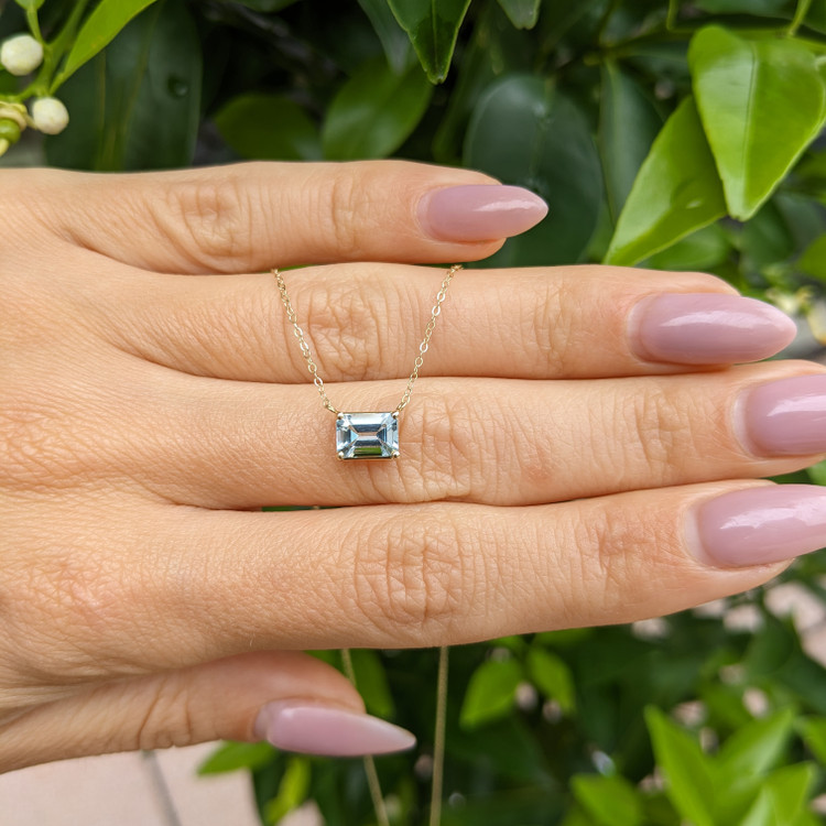 0.76 Ct. Aquamarine Accent Stones Necklace, 14K Yellow Gold