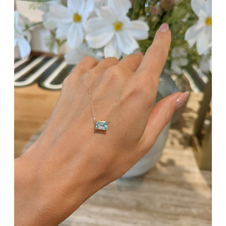 0.76 Ct. Aquamarine Accent Stones Necklace, 14K Yellow Gold