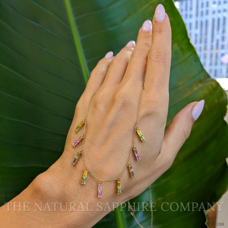 1.07 Ct. Peridot Sapphire Accent Stones Necklace, 14K Yellow Gold