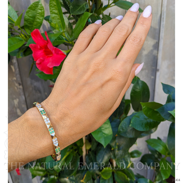 0.56 Ct.Tw. Emerald Natural Diamond Pave Bracelet, 14K Yellow Gold