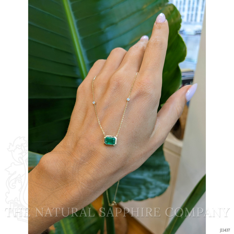 1.04 Ct. Emerald Natural Diamond Bezel Necklace, 14K Yellow Gold