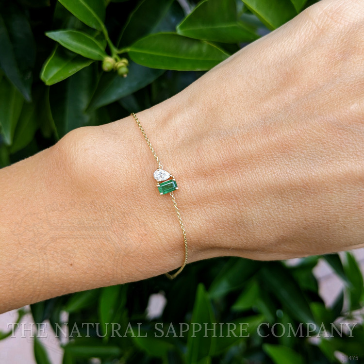 0.45 Ct.Tw. Emerald Accent Stones Bracelet, 14K Yellow Gold