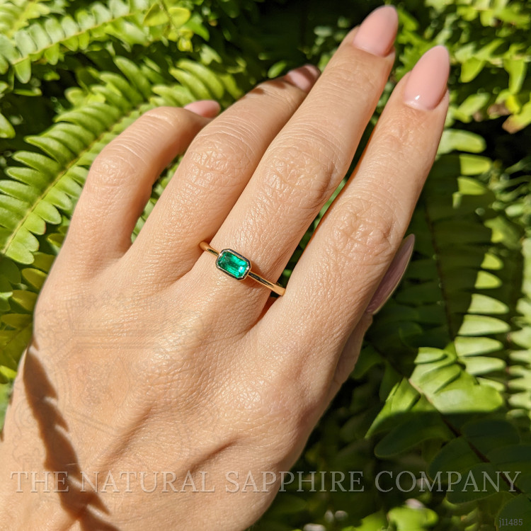 0.41 Ct. Emerald Bezel Ring, 18K Yellow Gold