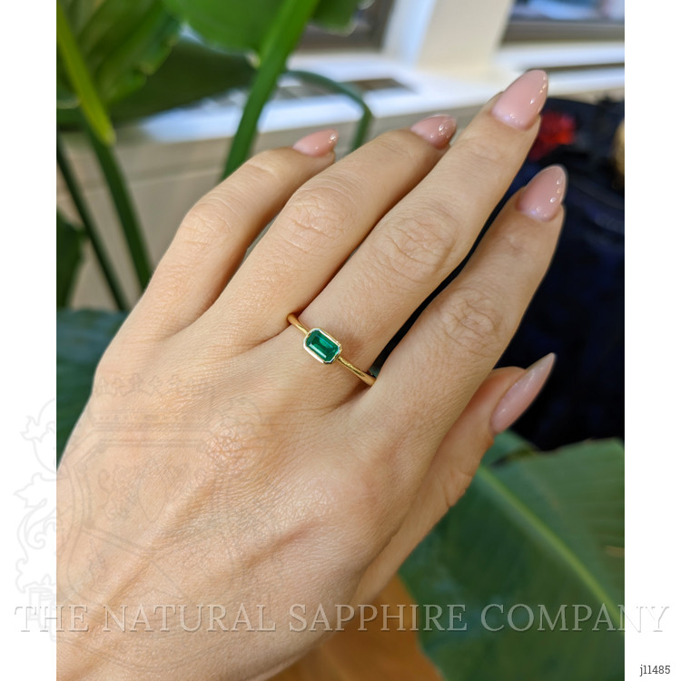 0.41 Ct. Emerald Bezel Ring, 18K Yellow Gold
