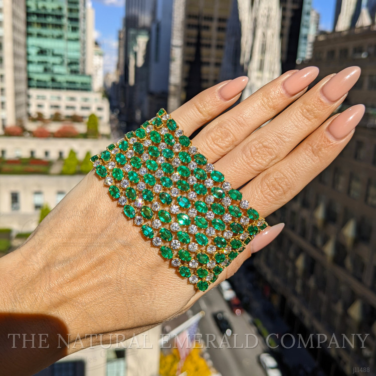 50.00 Ct.Tw. Emerald Natural Diamond Accent Stones Bracelet, 14K Yellow Gold