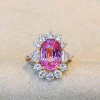 5.15 Ct. Sapphire 18K Yellow Gold ring