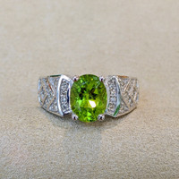 1.47 Ct. Peridot 14K White Gold ring