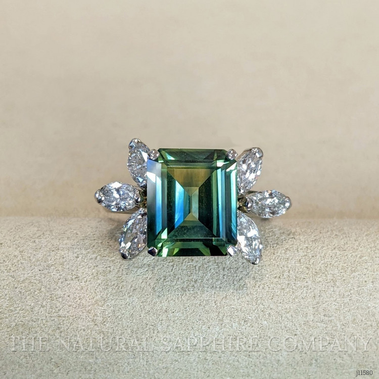 5.21 Ct. Bi Color Sapphire and Natural Diamond Accent Stones Ring, Platinum 950