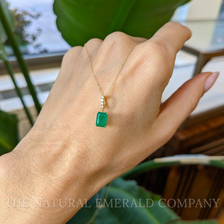 1.22 Ct. Emerald Natural Diamond Pave Necklace, 14K Yellow Gold