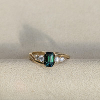 1.14 Ct. Green Sapphire and Lab Grown Diamond Accent Stones Ring, 14K Yellow Gold Life Style