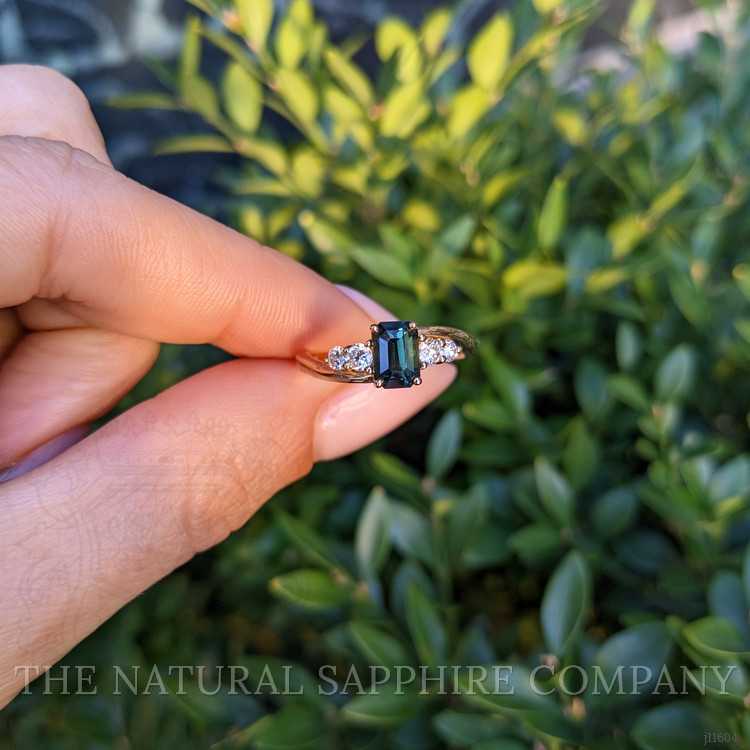 1.14 Ct. Green Sapphire and Lab Grown Diamond Accent Stones Ring, 14K Yellow Gold