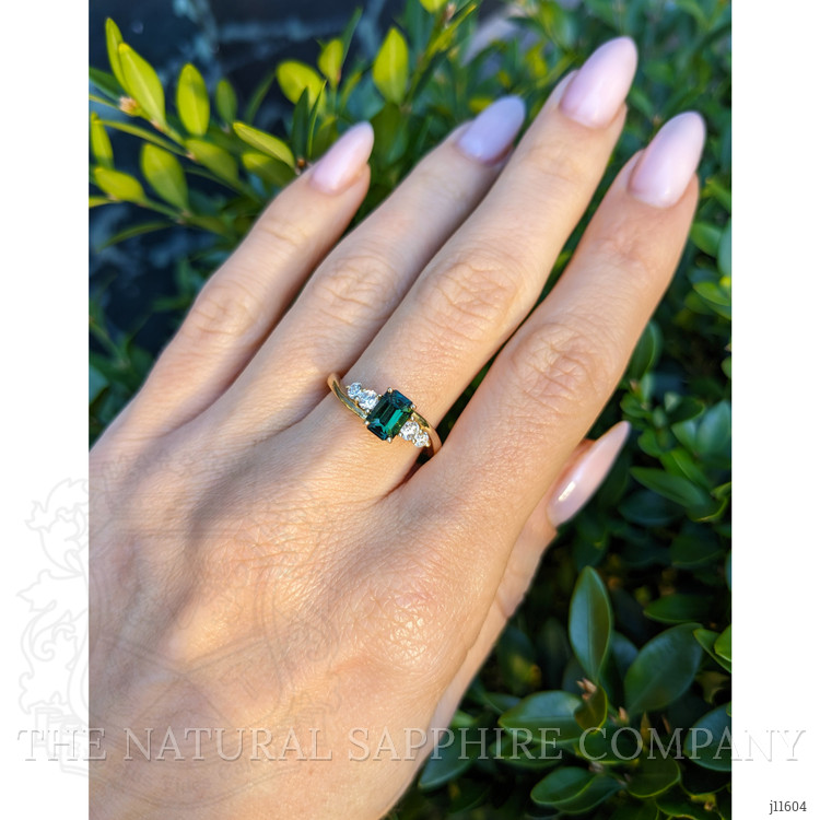 1.14 Ct. Green Sapphire and Lab Grown Diamond Accent Stones Ring, 14K Yellow Gold