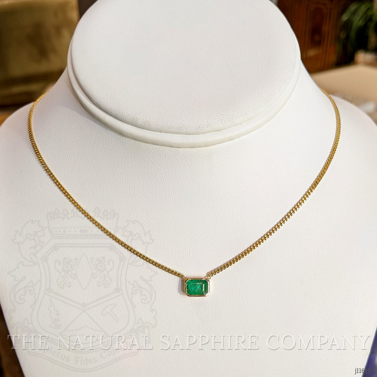 1.43 Ct. Emerald Bezel Necklace, 14K Yellow Gold