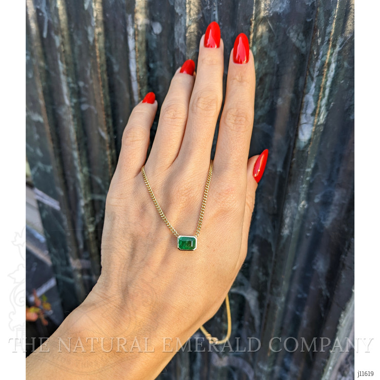 1.43 Ct. Emerald Bezel Necklace, 14K Yellow Gold