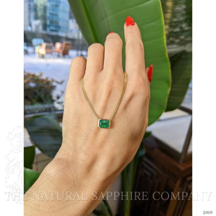 1.43 Ct. Emerald Bezel Necklace, 14K Yellow Gold