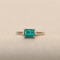 1.18 Ct. Emerald Solitaire Ring, Platinum 950 Image