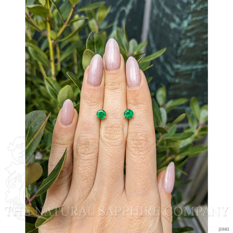1.07 Ct.Tw. Emerald Studs Earrings, 18K Yellow Gold