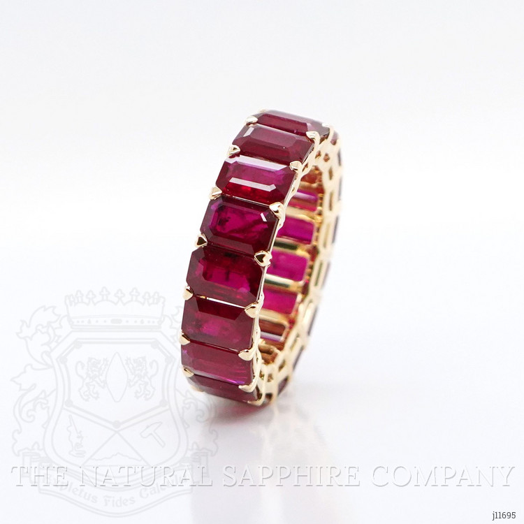 10.41 Ct. Ruby Accent Stones Ring, 18K Yellow Gold