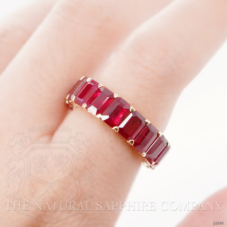 10.41 Ct. Ruby Accent Stones Ring, 18K Yellow Gold