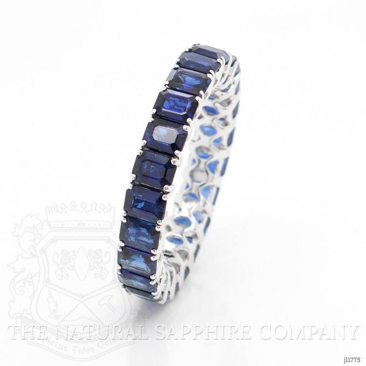 5.94 Ct. Blue Sapphire Accent Stones Ring, 18K Yellow Gold