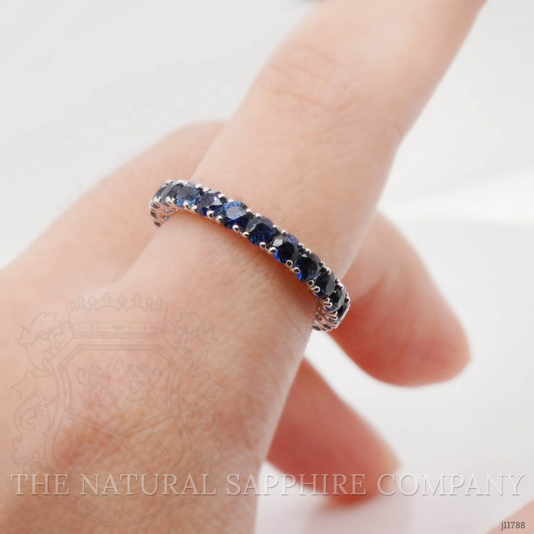3.01 Ct. Blue Sapphire Accent Stones Ring, 18K Yellow Gold
