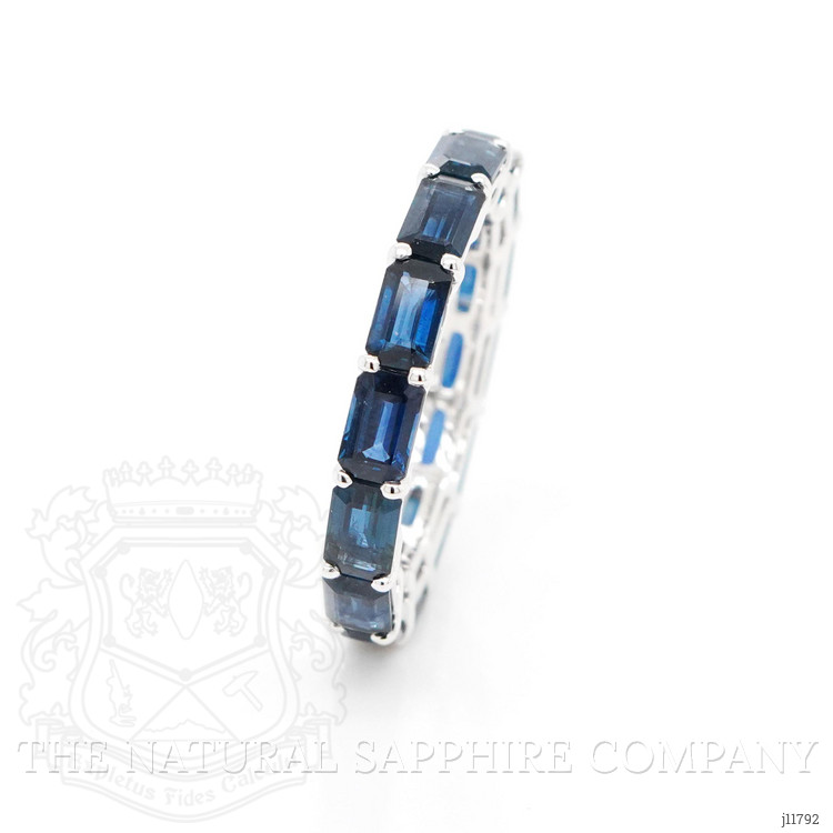 5.51 Ct. Blue Sapphire Accent Stones Ring, 18K Rose Gold