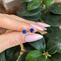 0.90&nbsp;Ct.Tw.Total Carat Weight Blue Sapphire Studs Earrings, 14K White Gold Life Style