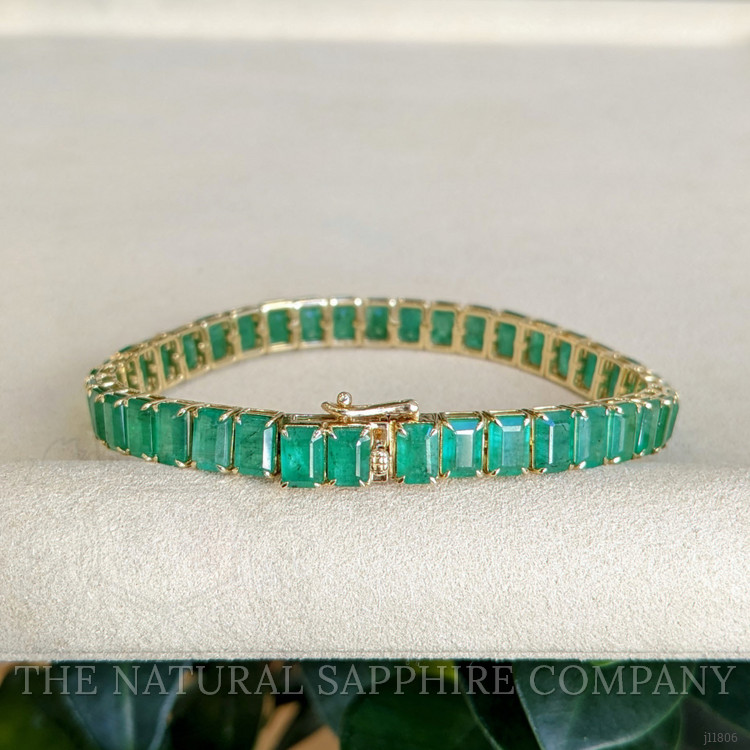 21.70 Ct.Tw. Emerald Tennis/Line Bracelet, 14K Yellow Gold