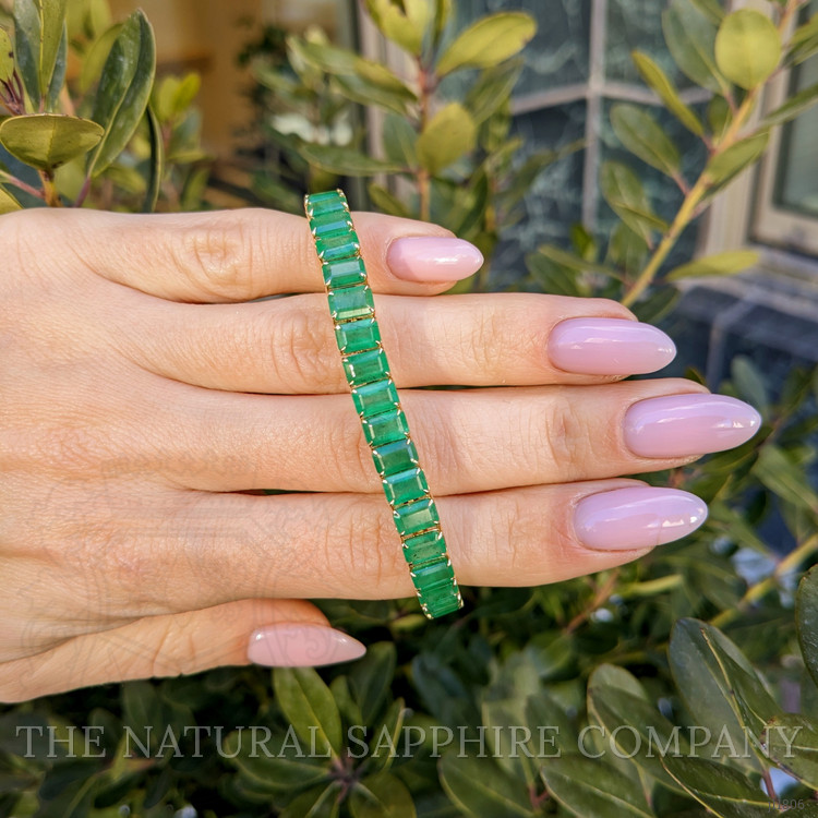 21.70 Ct.Tw. Emerald Tennis/Line Bracelet, 14K Yellow Gold