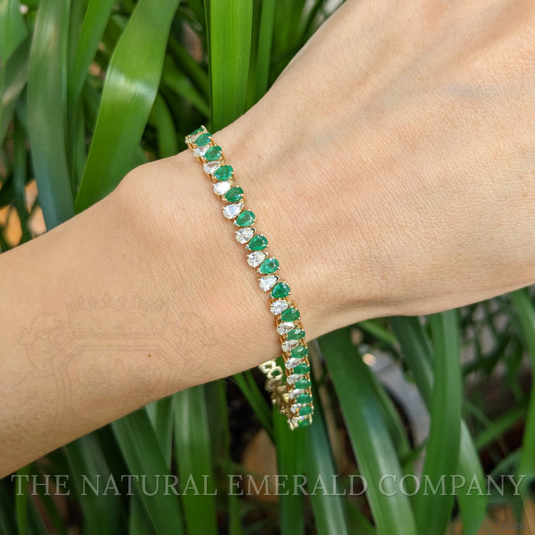 4.76 Ct.Tw. Emerald and Natural Diamond Tennis/Line Bracelet, 14K Yellow Gold