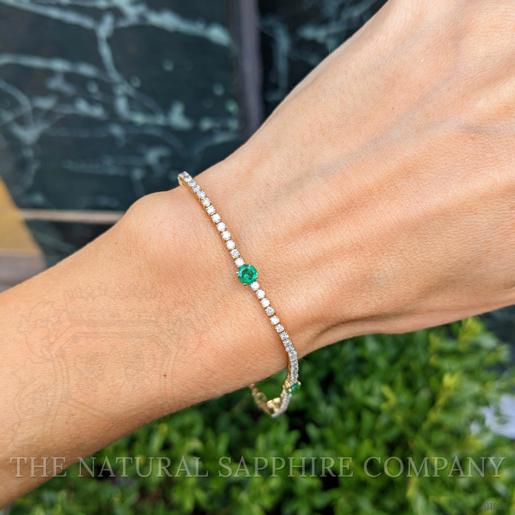1.15 Ct.Tw. Emerald and Natural Diamond Tennis/Line Bracelet, 14K Yellow Gold