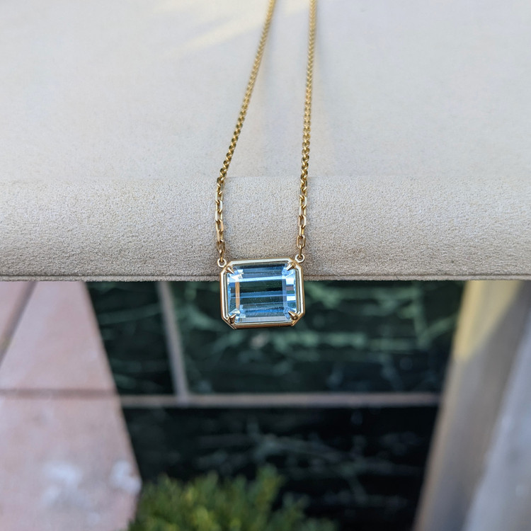 7.80 Ct. Blue Aquamarine Bezel Necklace, 14K Yellow Gold