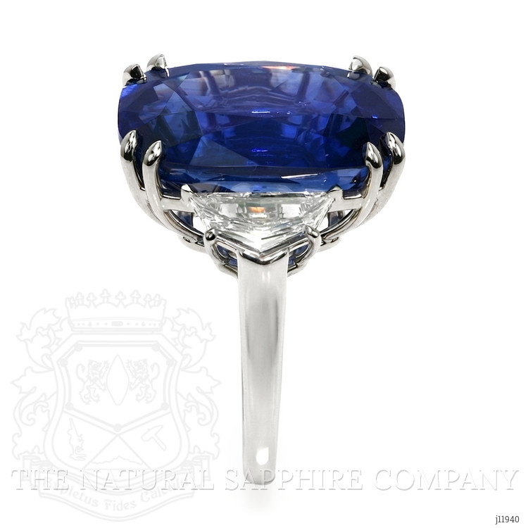 27.61 Ct. Blue Sapphire and Natural Diamond Solitaire Ring, Platinum 950