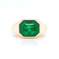 3.85 Ct. Emerald Men's Ring, 18K Yellow Gold Life Style