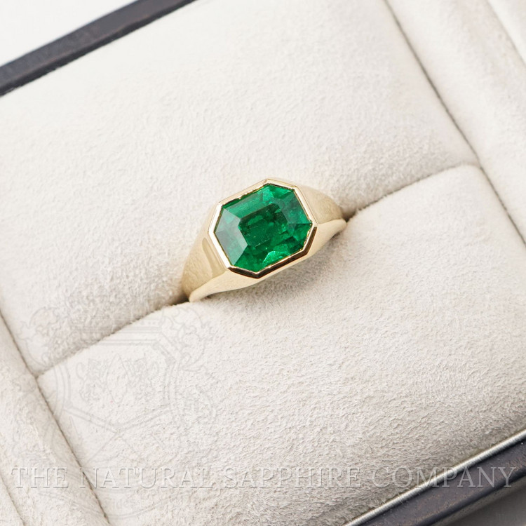 3.85 Ct. Emerald Men's Ring, 18K Yellow Gold