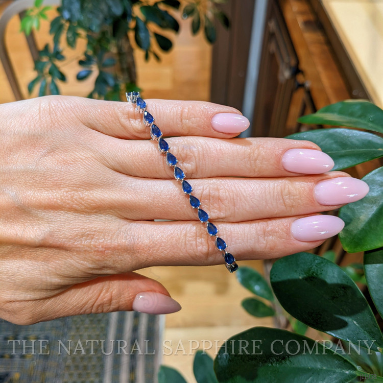 8.18 Ct.Tw. Blue Sapphire Tennis/Line Bracelet, 14K White Gold