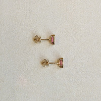 1.09&nbsp;Ct.Tw.Total Carat Weight Pink Sapphire Studs Earrings, 14K Yellow Gold Life Style