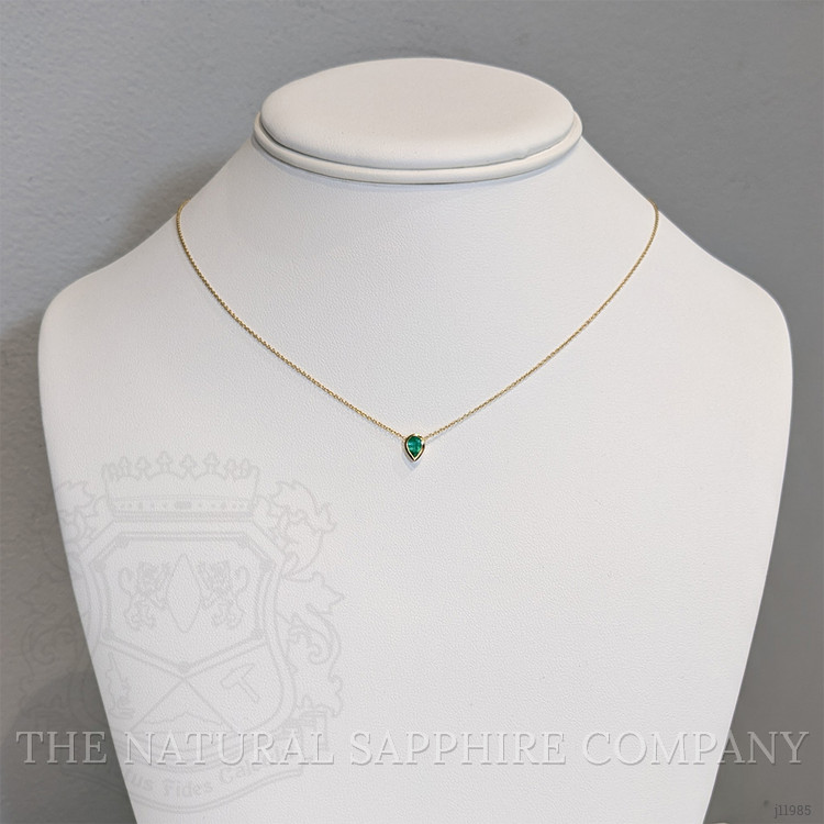 0.40 Ct. Emerald Bezel Necklace, 18K Yellow Gold