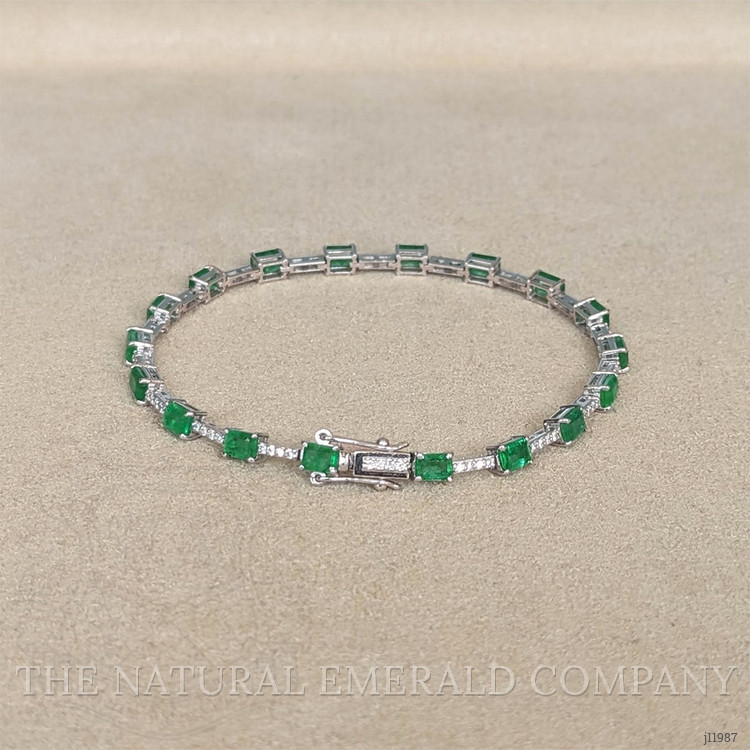 3.78 Ct.Tw. Emerald and Natural Diamond Tennis/Line Bracelet, 18K White Gold