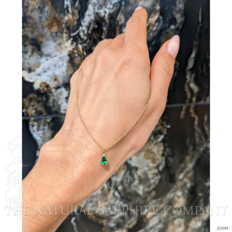 0.40 Ct. Tsavorite Garnet Bezel Pendant, 14K White Gold