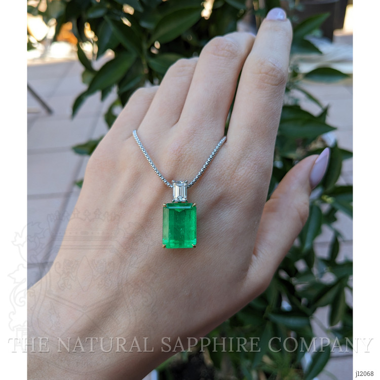 13.60 Ct. Emerald and Natural Diamond Accent Stones Pendant, 18K Yellow & White