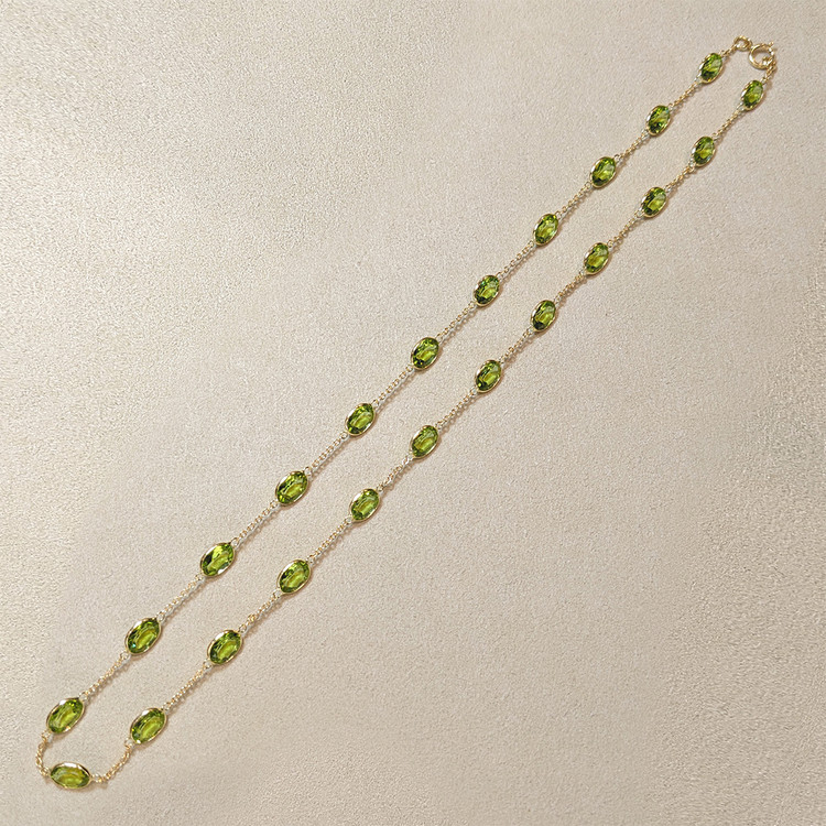 19.60 Ct. Yellowish Green Peridot Bezel Necklace, 18K Yellow Gold