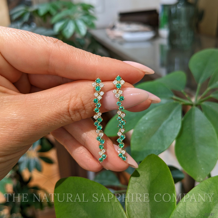 0.90 Ct.Tw. Emerald Drops Earrings, 14K Yellow Gold